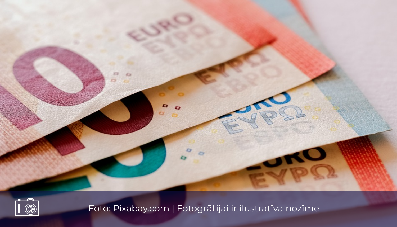 Attēls ar eiro banknotēm
